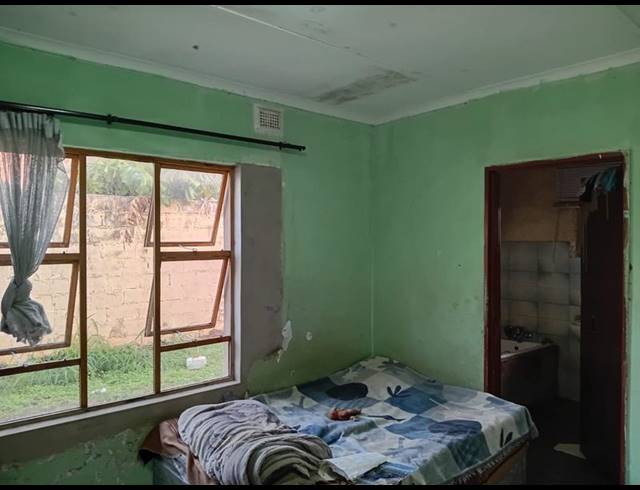 4 BEDROOM HOUSE FOR SALE IN NGWELEZANA